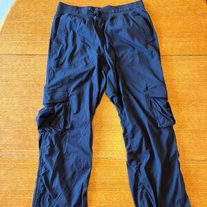 Dance Studio Relaxed-Fit Mid-Rise Cargo Jogger - Lululemon Size Med